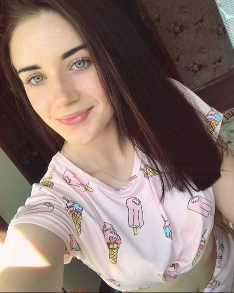 Как нестандартные просьбы клиентов меняют жизнь девушек на час?